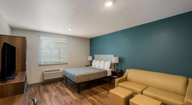 Люкс WoodSpring Suites West Palm Beach