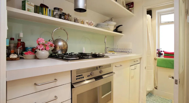Апартаменты Bright Chic Garden Apartment