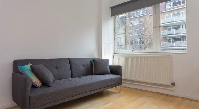 1 Bedroom Apartment in Chelsea Sleeps 3
