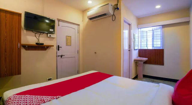 Номер Economy Hotel O Raja Residency Near Snow World