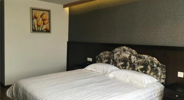 Super 8 Hotel Shanghai Baogang Lin Jiang Park, Varaa Hotelli Baoshan Shanghai