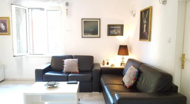 Apartment Kiki, Book Lejlighed Hoteller i Kotor Riviera med parkering, Parkering