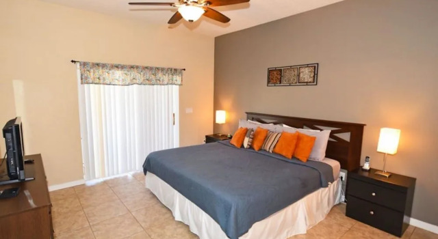 Oakwater Resort 2816