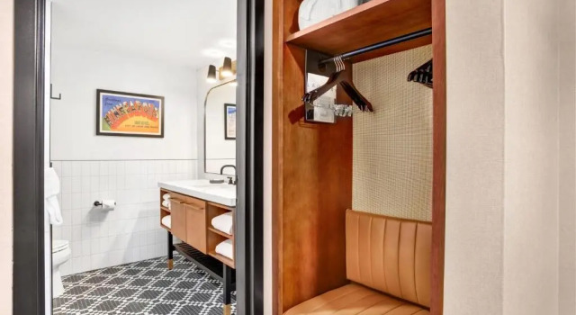 Четырёхместный номер Standard с видом на город Hotel Indigo - Minneapolis Downtown by IHG