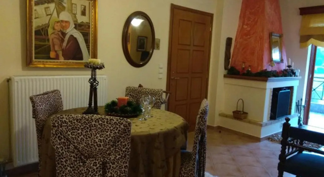 Mainades House, Prenota Appartamento Hotel a Peloponneso con parcheggio, Parcheggio