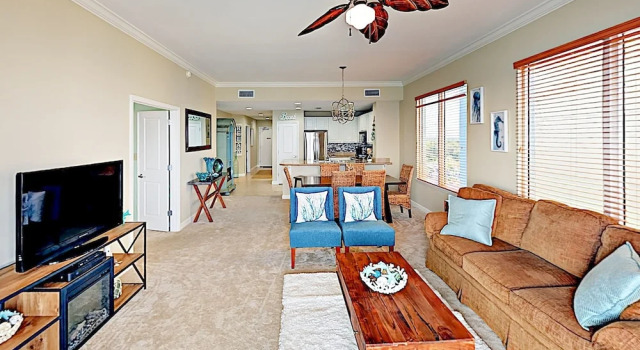 New Listing! Solitude By The Sea W/ Gulf Views 3 Bedroom Condo