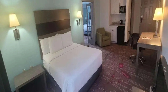 Люкс Kemah Edgewater Hotel, SureStay Collection by Best Western