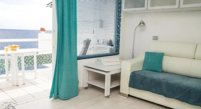 First line studio in Callao Salvaje Las Barandas CS166, Book Hotel Hotels in Tenerife with Parking, Parking