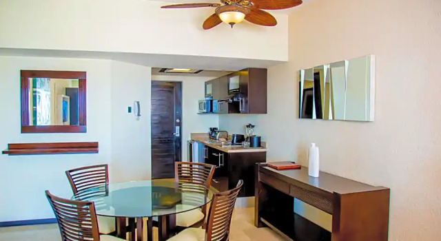 Двухместный люкс Executive Casa Dorada Los Cabos Resort & Spa