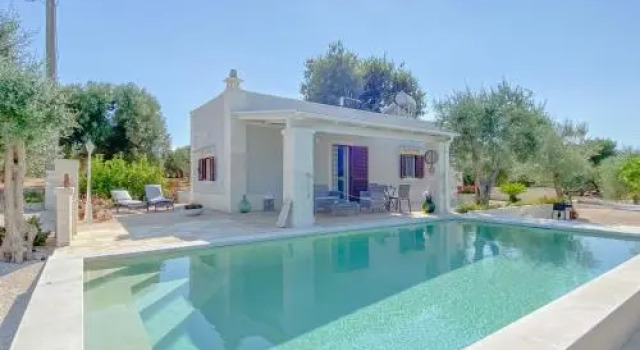 La Mignola, Book Hotel Hotels in Fasano Area with a Pool, Swimming Pool