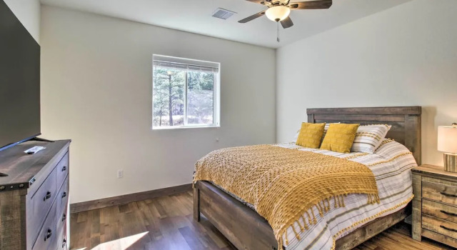 Pet-friendly Show Low Cabin: Near Hiking!, Boek Vakantiehuis Show Low Arizona