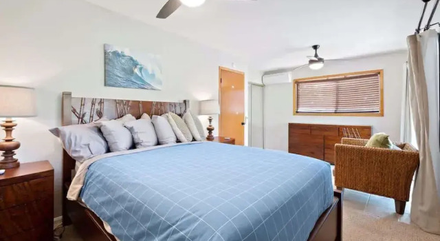 Heeia Bay Paradise Spacious 3 BDR Steps to Beach