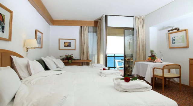 Estoril Eden Hotel, Забронировать Отель Отели Эшторил с бассейном, рядом с Пляж Тамариз, Бассейн