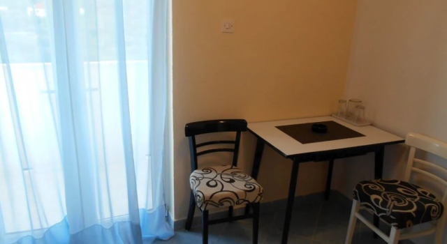 Apartments Nađa, Buchen Sie Ferienwohnung Hotels in Gespanschaft Split-Dalmatien mit Pool, Schwimmbad