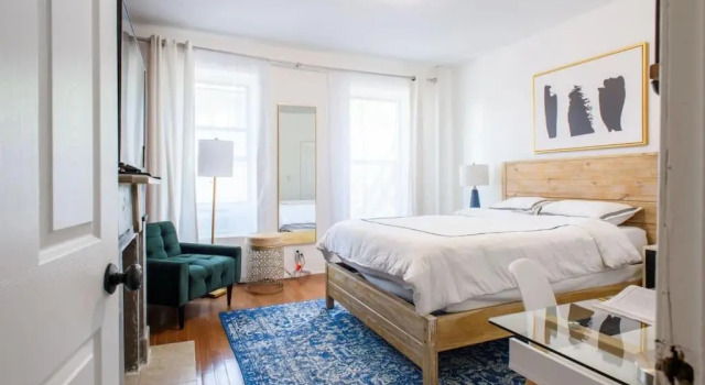 Апартаменты 454-3w Prime Location 2BR Newly Furnished Sleeps 5