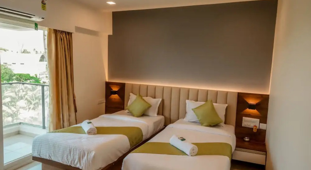 Номер Premium Hotel Heraa International