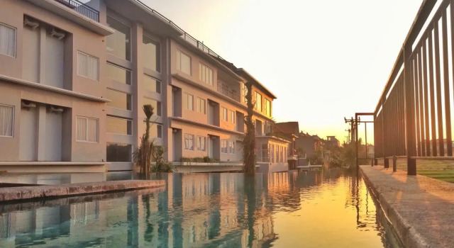 The Salak Hotel, Rezervovat Hotel Hotely v Bali se snídaní, Snídaně