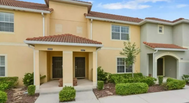 8937 Perfect for Your Vacation Close Disney