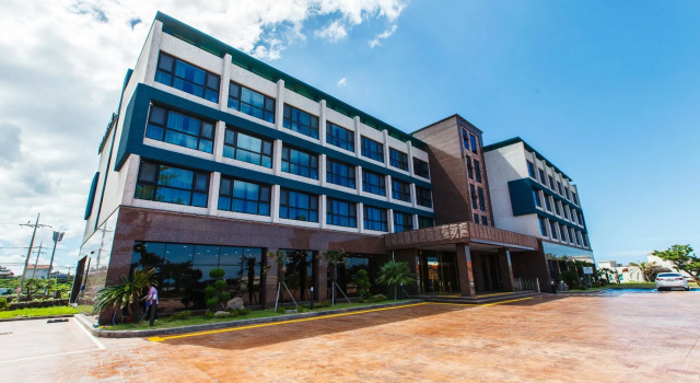 Hotel Sweet Castle Jeju Hamdeok