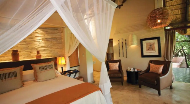 Люкс Luxury Impodimo Game Lodge