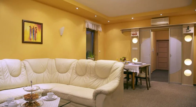 Villa Ibiza, Book Villa Rowy 