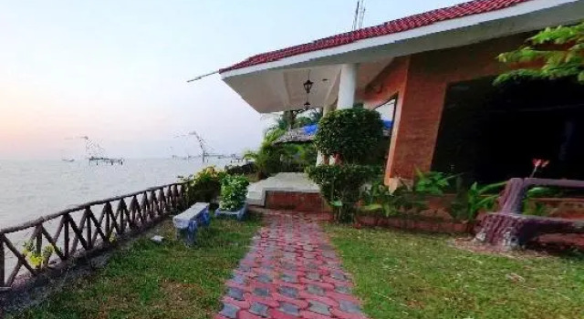 Коттедж Lakesymphony Resort