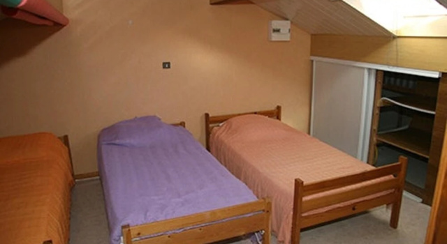 Apartment With 2 Bedrooms in Agde, With Enclosed Garden and Wifi - 200, Varaa Huoneisto Hotellit Canal du Midi pysäköinnillä, Pysäköinti