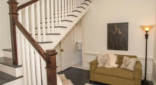 Апартаменты Dinsmore Boutique Inn