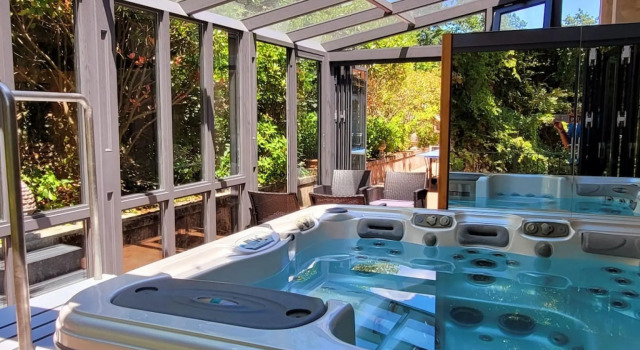 Exclusive Villa in the Countryside of Pistoia with Private Pool & Hot Tub, Забронировать Вилла Сан-Марчелло-Пистойезе Тоскана