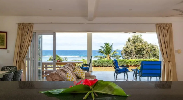 Семейная вилла с балконом Blue Horizon Villas