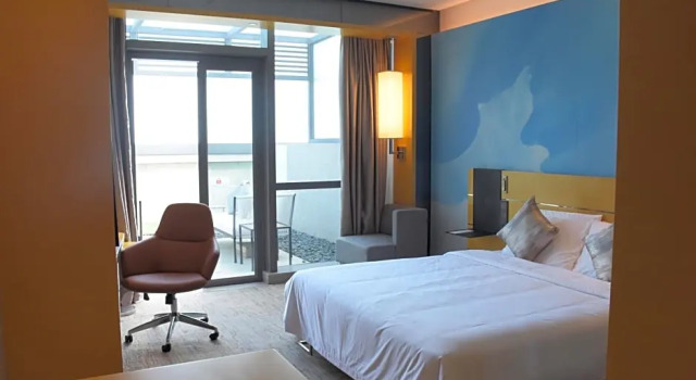 Двухместный номер Deluxe с видом на сад Novotel Haikou Xinbudao