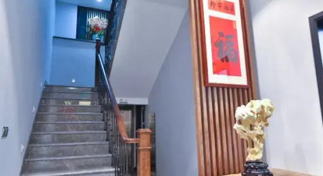 Qingcheng Hostel, Varaa Hostelli Hotellit Jiaxing pysäköinnillä, Pysäköinti