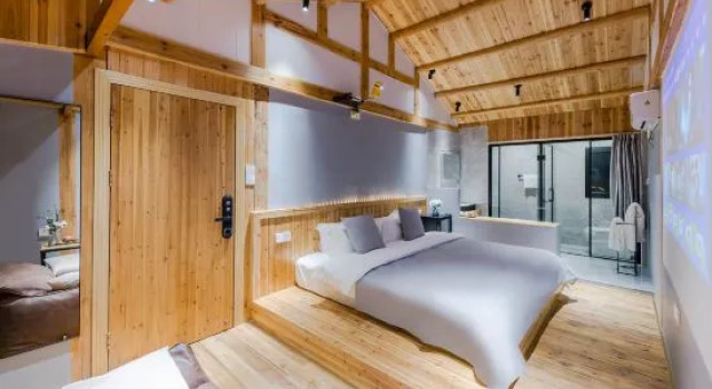 Люкс Дуплекс с балконом Huasao·1949 Designer Parent-Child Vacation Type Smart Homestay (Nanjing Yunshuiyao Waterwheel Store）