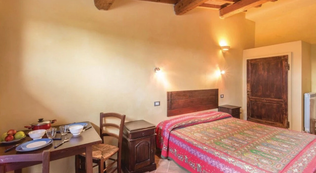 Beautiful Apartment in Castiglione D.lago PG With 2 Bedrooms, Wifi and Outdoor Swimming Pool
