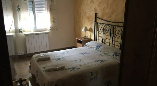 Pensión Jalon, Book Hotel Hotels in Aragon with Parking, Parking
