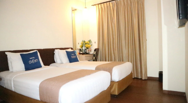 Deluxe Dvoulůžkový s manželskou postelí pokoj Hotel Dafam Pekalongan