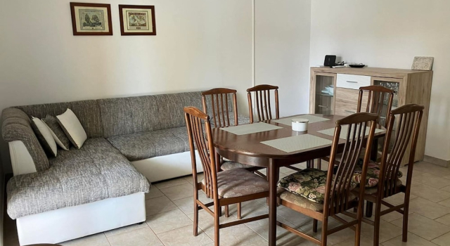 Holiday Home Bella 1 Bella 2, Rezerwuj Dom wakacyjny Povljana 