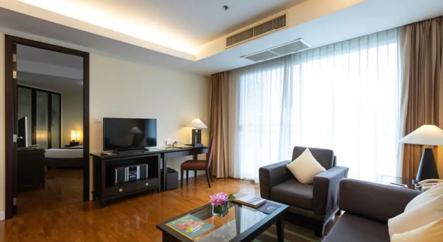 Люкс c 1 комнатой с балконом Cape Racha Hotel