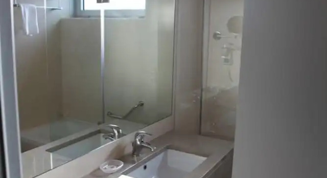 Трёхместный номер Standard с балконом Grace Smart Design Hotel - "Hotel Anjo de Portugal"