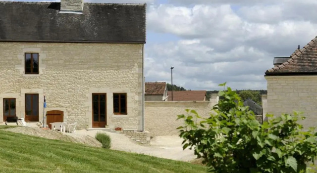 Gîte Les Riceys, 4 pièces, 6 personnes - FR-1-543-154, Reservar Hotel Les Riceys Aube, perto de Maison de Champagne