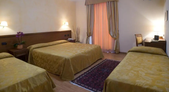 Четырёхместный номер Standard Hotel Scaligero