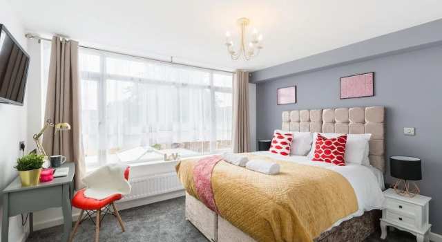 Goode Home by Svelte Living, Book Hotel Hoteller i Birmingham med parkering, nær Shakespeare Express, Parkering