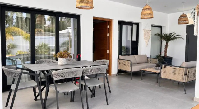 Вилла Chrystal Blue Suites 2 Bedroom Villa with private pool VASILIKI