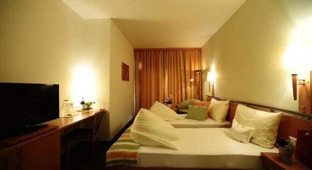 Hotel Restaurant Mohren, Book Hotel Rankweil 
