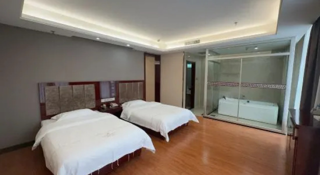 Люкс Deluxe Dong Sheng International Hotel