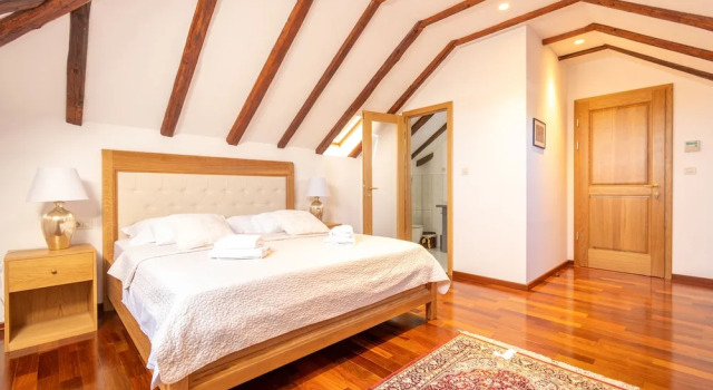 Семейный люкс B&B Heritage Villa Apolon