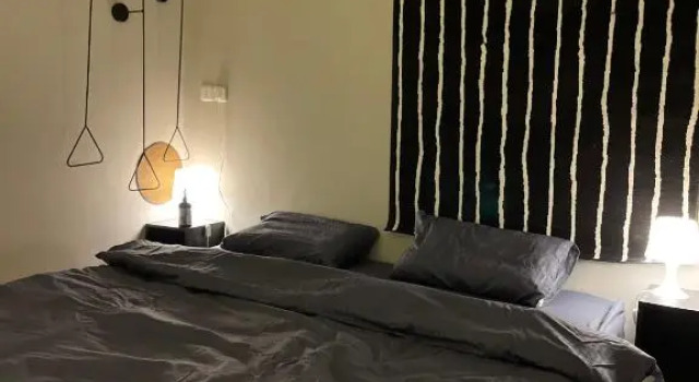 شقة خاصة بتصميم مختلفة وجميل في موقع ممتازEntire apartment, Book Lejlighed Al-Hofuf 