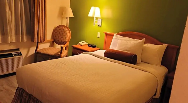 Двухместный номер Standard Econo Lodge Evanston