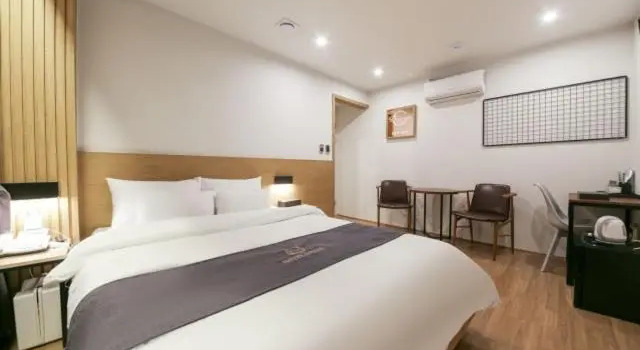 Двухместный номер Standard Divine Hotel