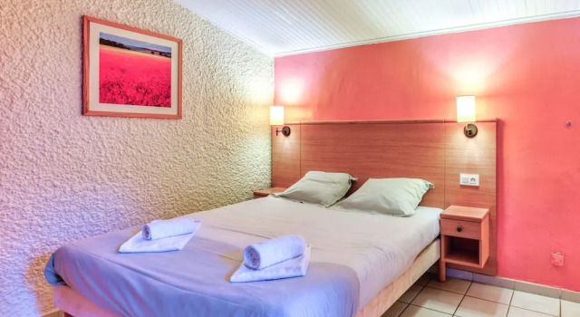 SOWELL RESIDENCES Les Lauriers Roses, Book Hotel Hoteller i Canal du Midi med pool, Swimmingpool